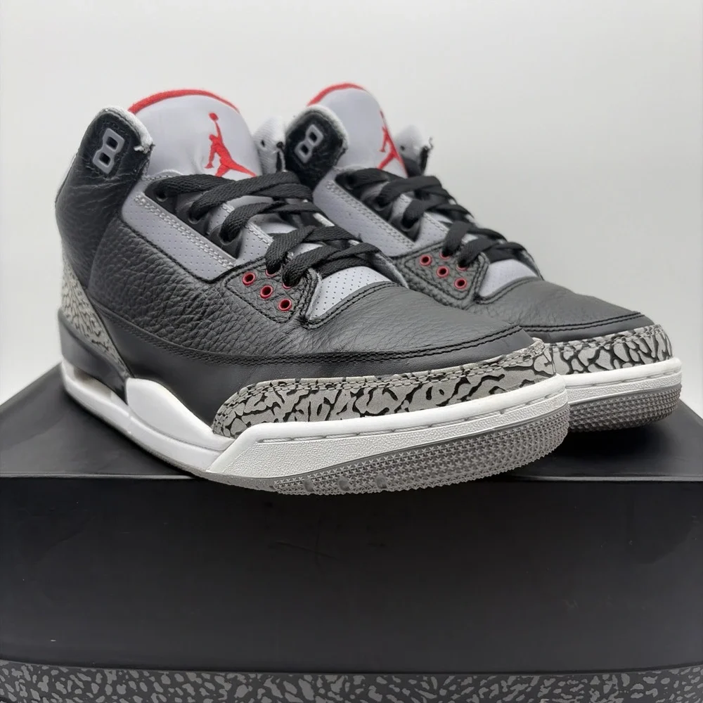 Size 9 - Jordan 3 Retro release 2011 (136064-010)